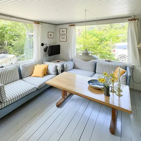 בית נופש Simple Scandinavian Style Near The *