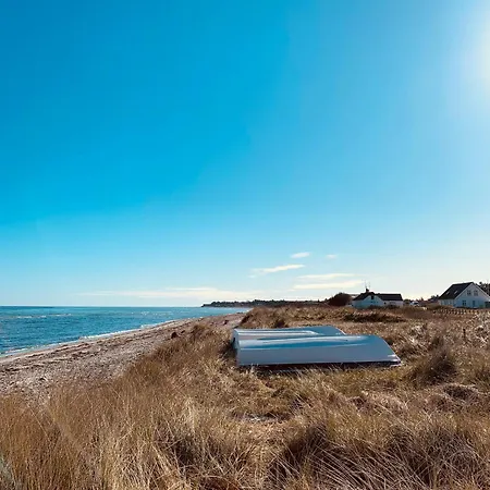 בית נופש Simple Scandinavian Style Near The